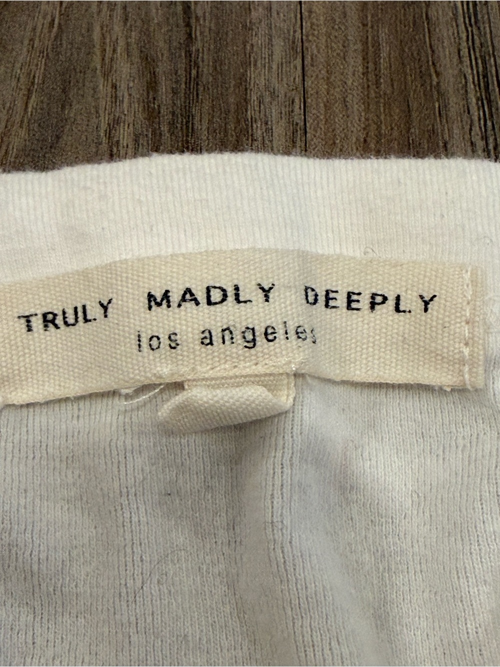 Truly Madly Deeply White High Neck Ribbed Tank Top Women’s Medium - Picture 4 of 8